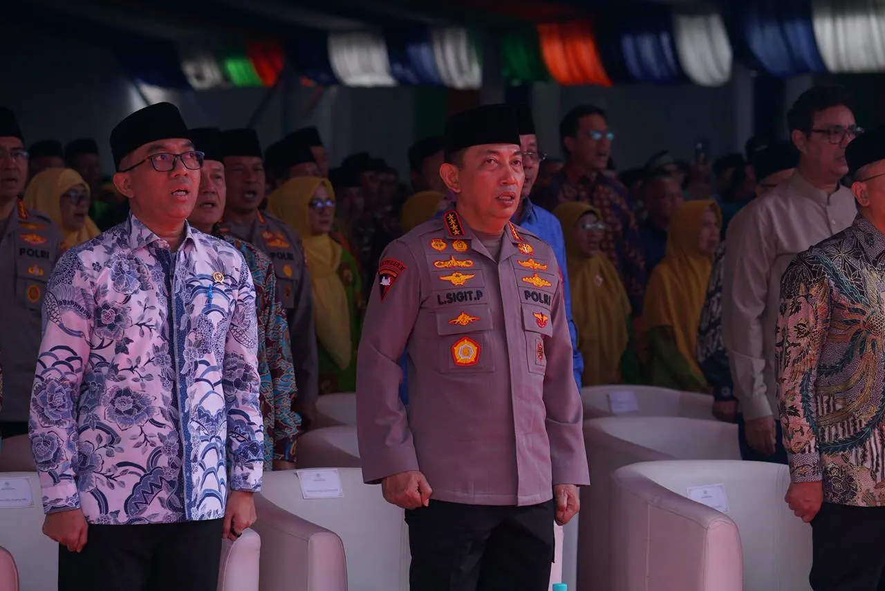Dampingi Kapolri, Dankorbrimob Hadir Pada Puncak Perayaan Milad Muhammadiyah Ke-113 di UM Bandung