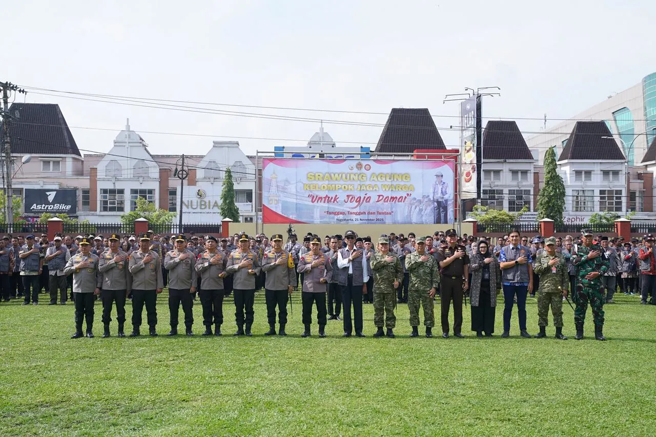 Apel Srawung Agung Kelompok Jaga Warga, Dankorbrimob Polri Hadir di Mapolda DIY Apel Srawung Agung Kelompok Jaga Warga, Dankorbrimob Polri Hadir di Mapolda DIY