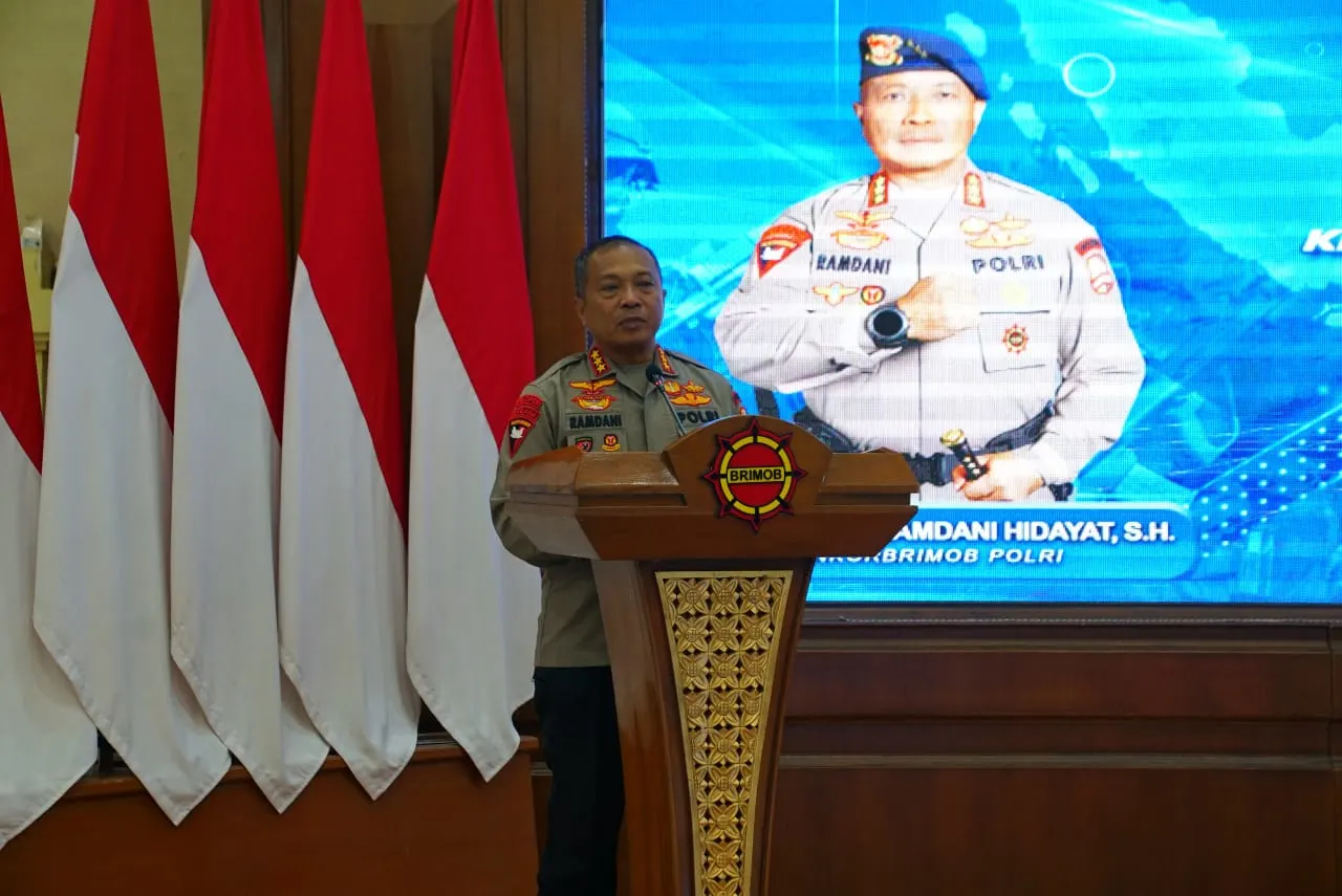 Dansat Brimob Polda Sumsel Kombes Pol Susnadi, S.I.K. Hadiri Kegiatan Arahan Strategis Dankor Brimob Polri Dansat Brimob Polda Sumsel Kombes Pol Susnadi, S.I.K. Hadiri Kegiatan Arahan Strategis Dankor Brimob Polri