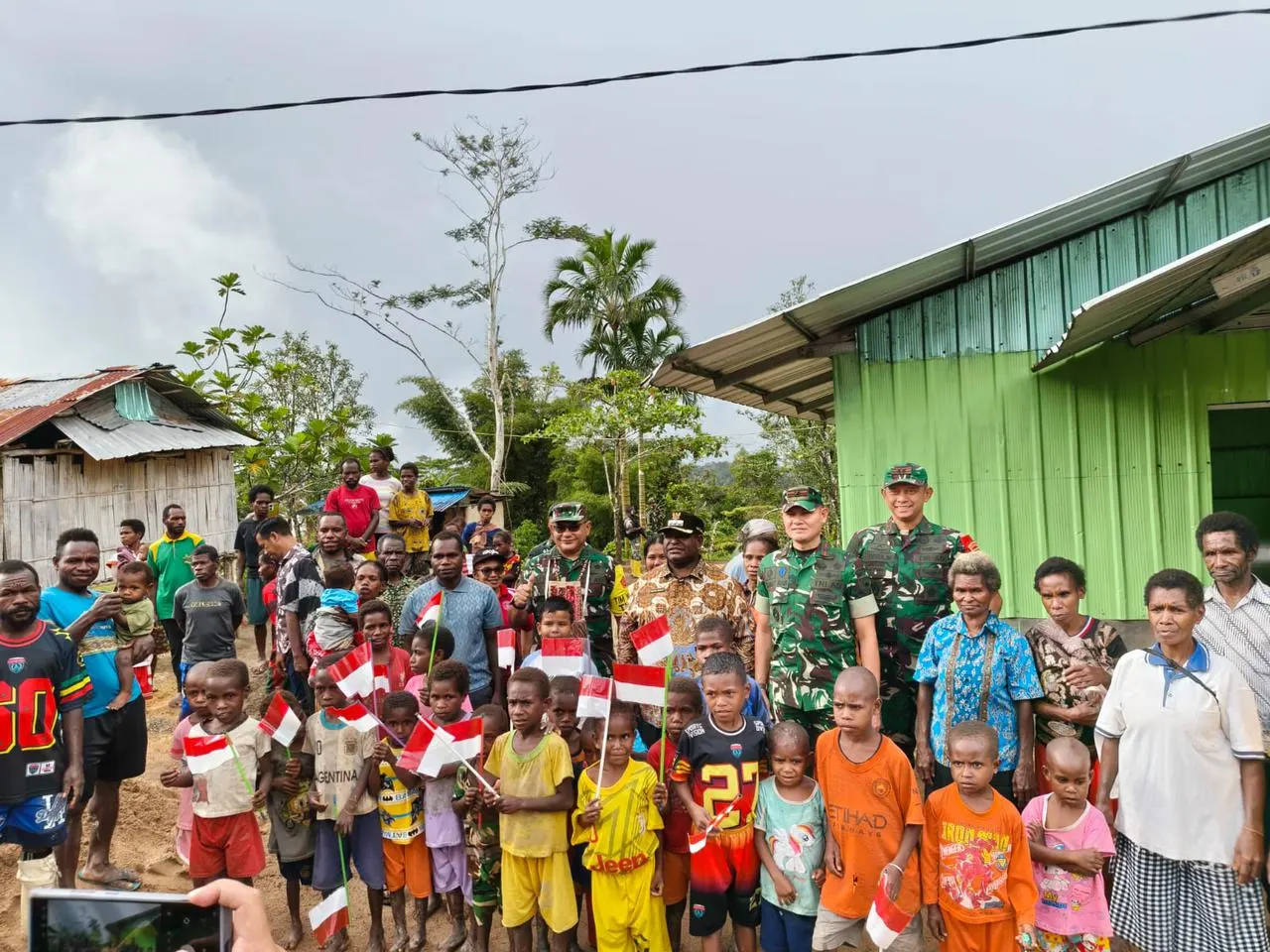 Aslog Kasad Mayjen TNI Adisura Firdaus Tarigan Pimpin Tim Wasev TMMD ke-126 di Kabupaten Tambrauw Aslog Kasad Mayjen TNI Adisura Firdaus Tarigan Pimpin Tim Wasev TMMD ke-126 di Kabupaten Tambrauw