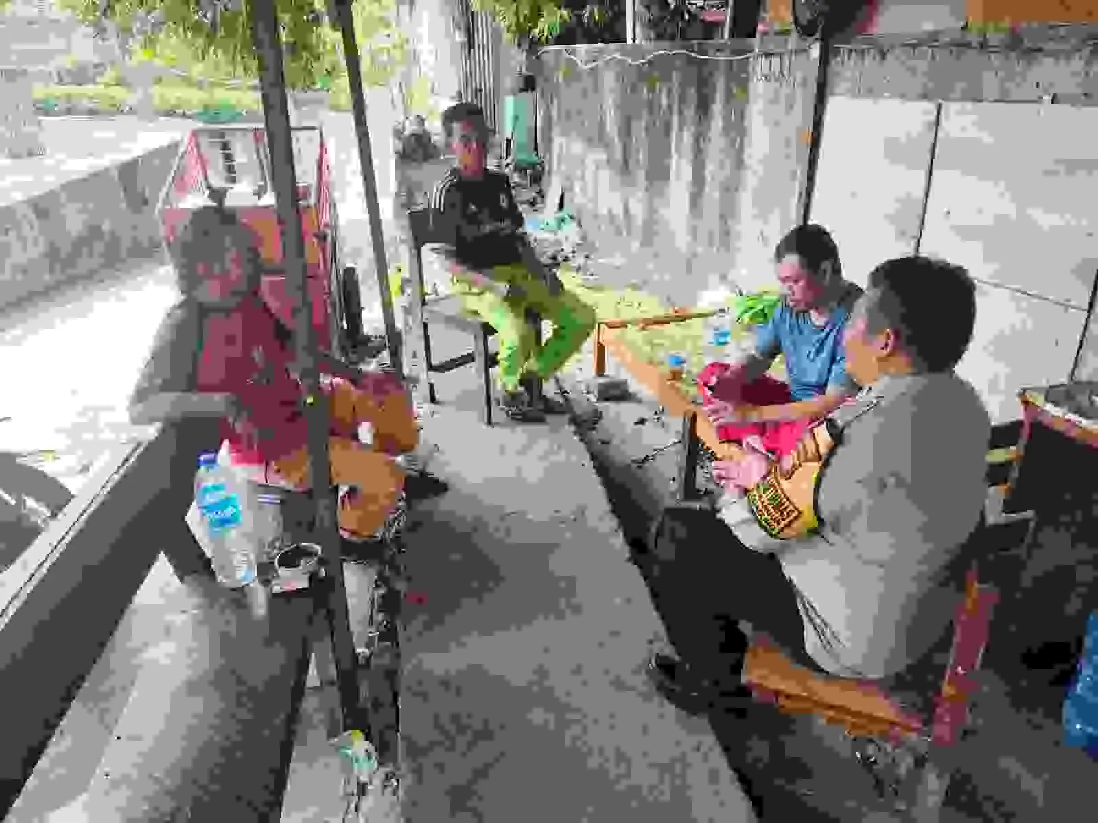 Bhabinkamtibmas Rawamangun Lakukan Cooling System, Ajak Warga Tingkatkan Kewaspadaan