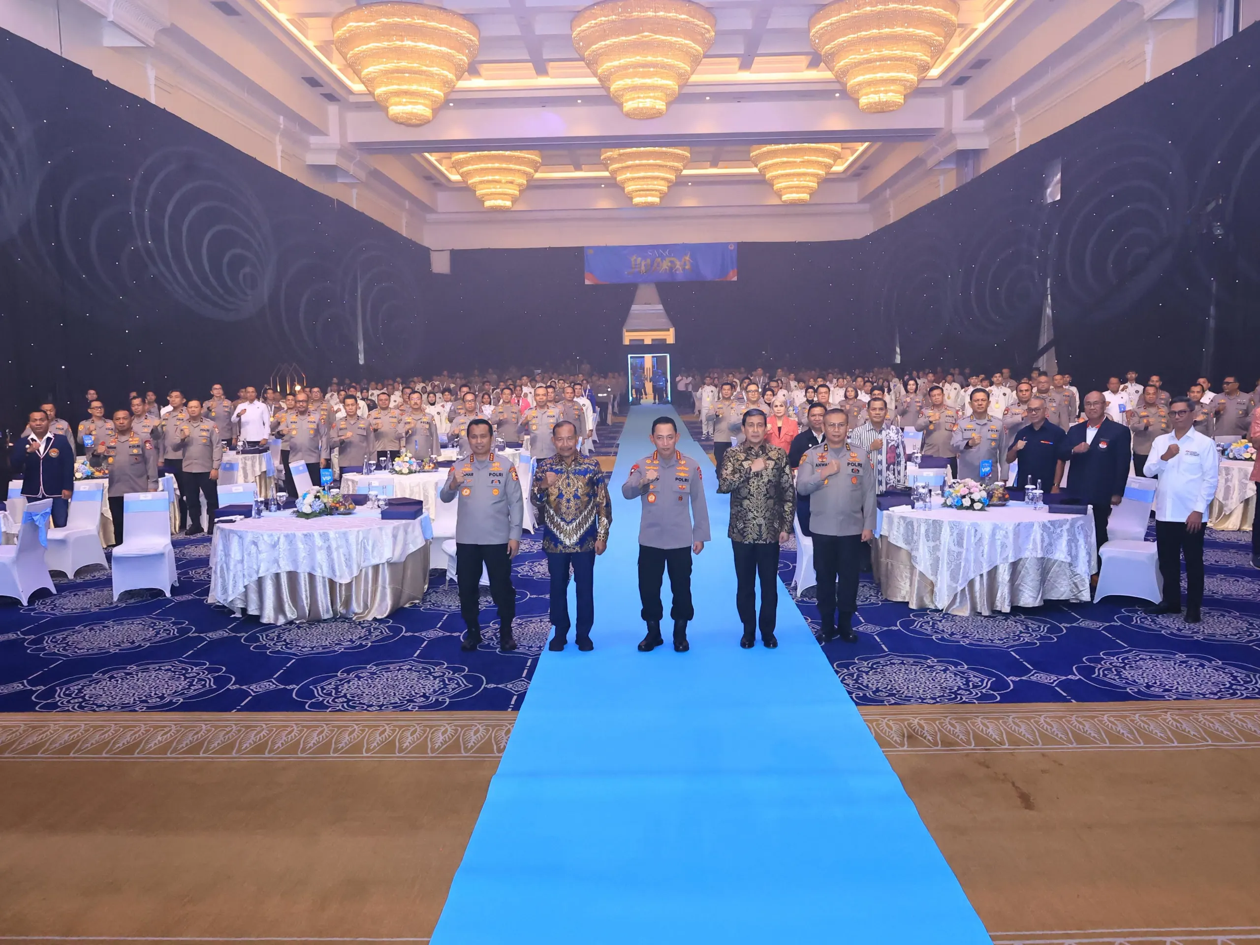 Dankorbrimob Polri Hadiri Malam Apresiasi Sang Juara, Kapolri Beri Penghargaan Atlet SEA Games 2025