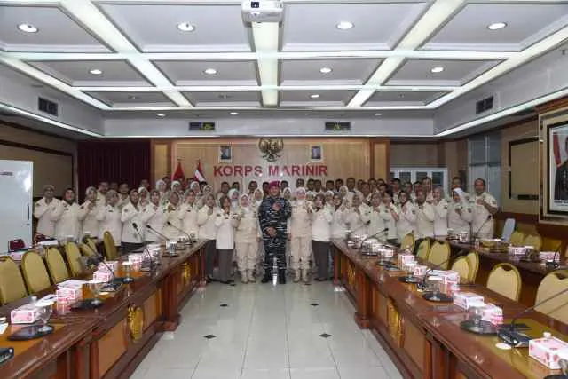 KORPS MARINIR TNI AL RESMI TERIMA 49 PPPK KORPS MARINIR TNI AL RESMI TERIMA 49 PPPK