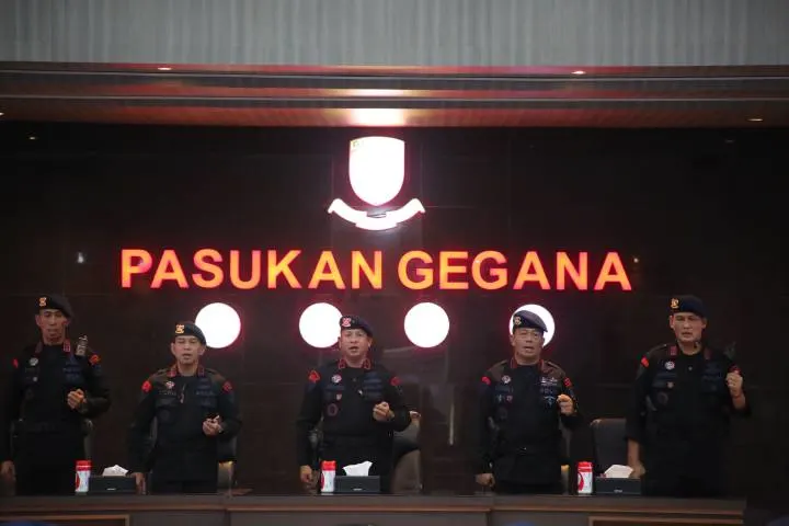 Danpas Gegana Korbrimob Polri Pimpin Upacara Penutupan Rakernis Manajemen Taktis Danden Gegana Satbrimob Polda T.A. 2025 Danpas Gegana Korbrimob Polri Pimpin Upacara Penutupan Rakernis Manajemen Taktis Danden Gegana Satbrimob Polda T.A. 2025
