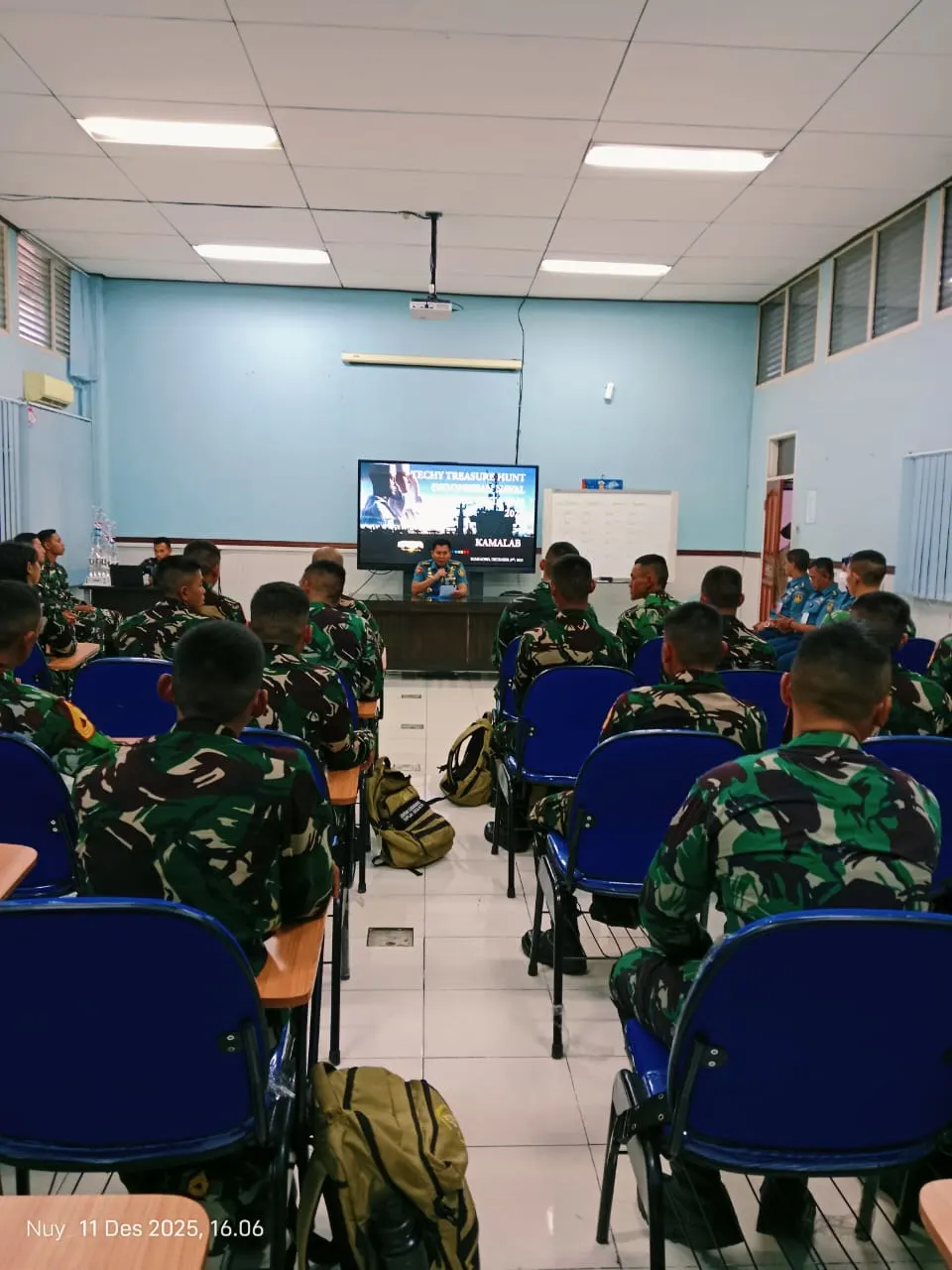 TETA INA 2025, Adu Cerdas Taruna Antar Batalyon: Gubernur AAL Beri Apresiasi Tinggi TETA INA 2025, Adu Cerdas Taruna Antar Batalyon: Gubernur AAL Beri Apresiasi Tinggi