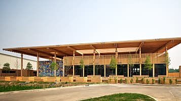 Retail Village at Sycamore & Oak