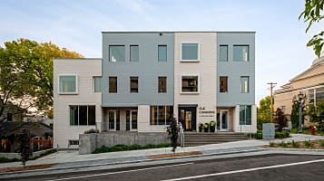 44 COMMONS