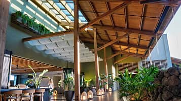 1 Hotel Hanalei Bay
