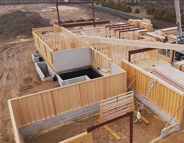 JL 182 Bridgehampton