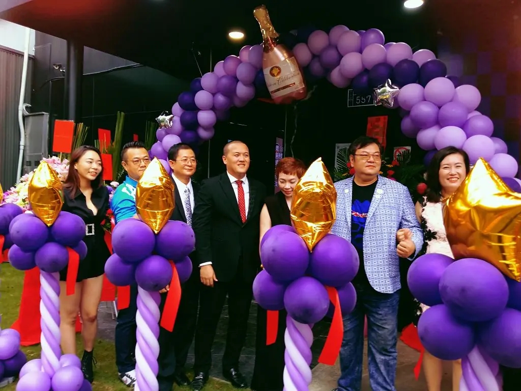 【ENN台灣電報】結合美食、娛樂與社交 6969餐酒館打造台中新夜生活體驗