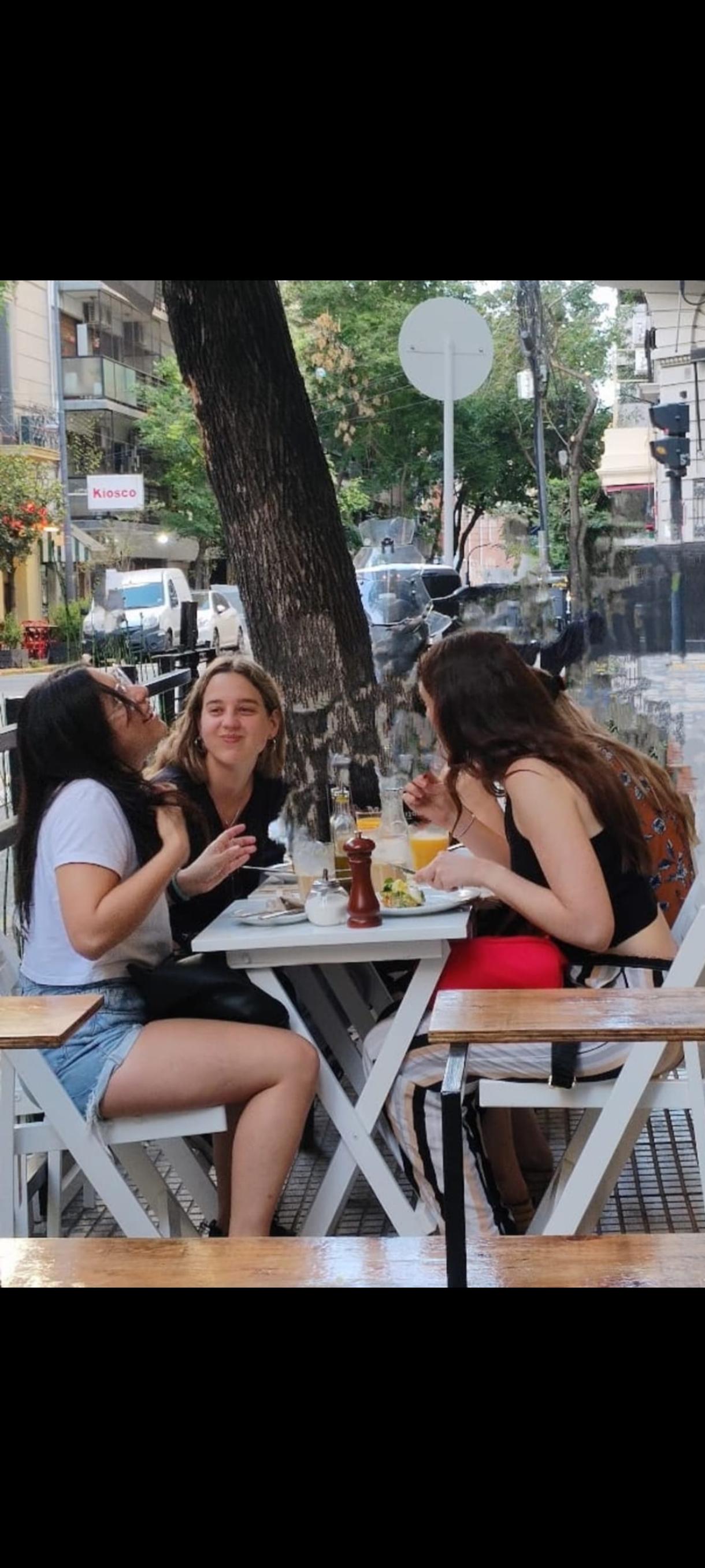 Costanzo Cafe Azcuénaga