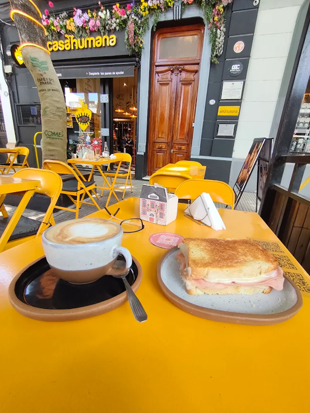 Casahumana Café