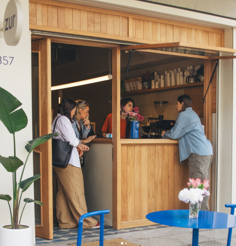 Zur café