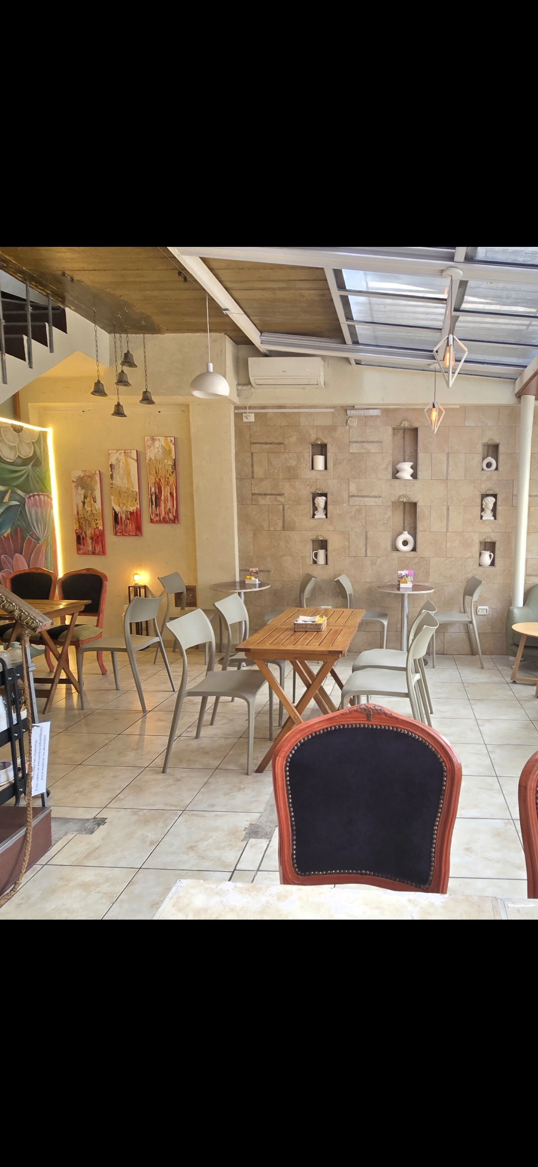 SALON BITANICO