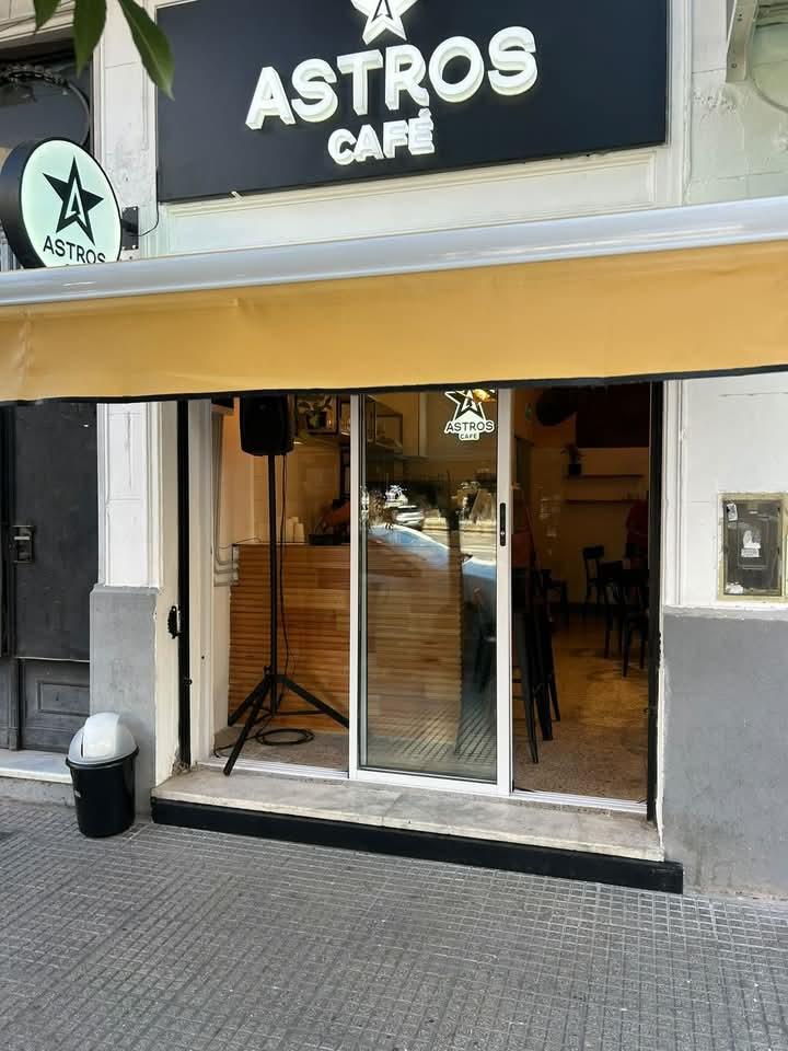Astros Café