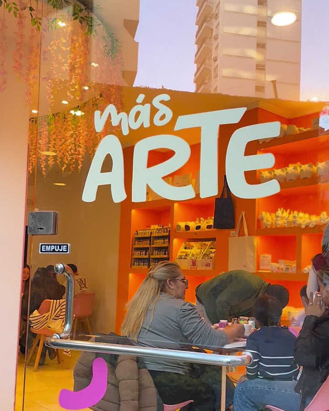 Más Arte