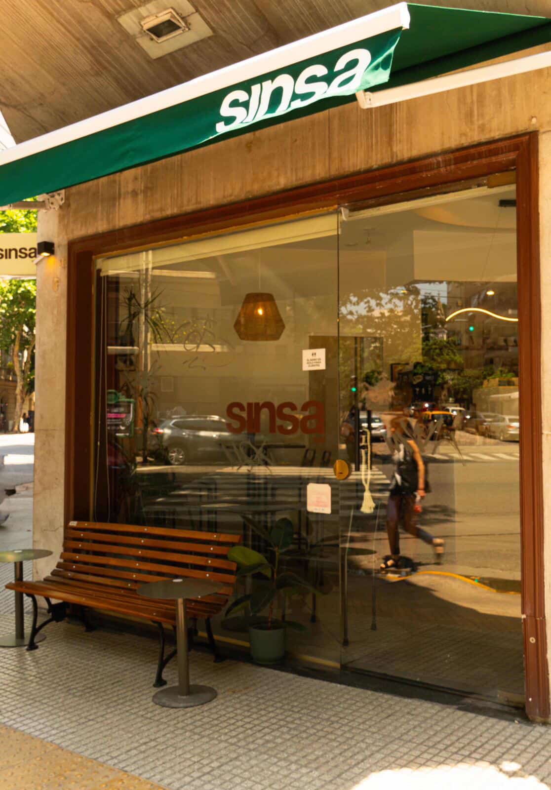 Sinsa Café