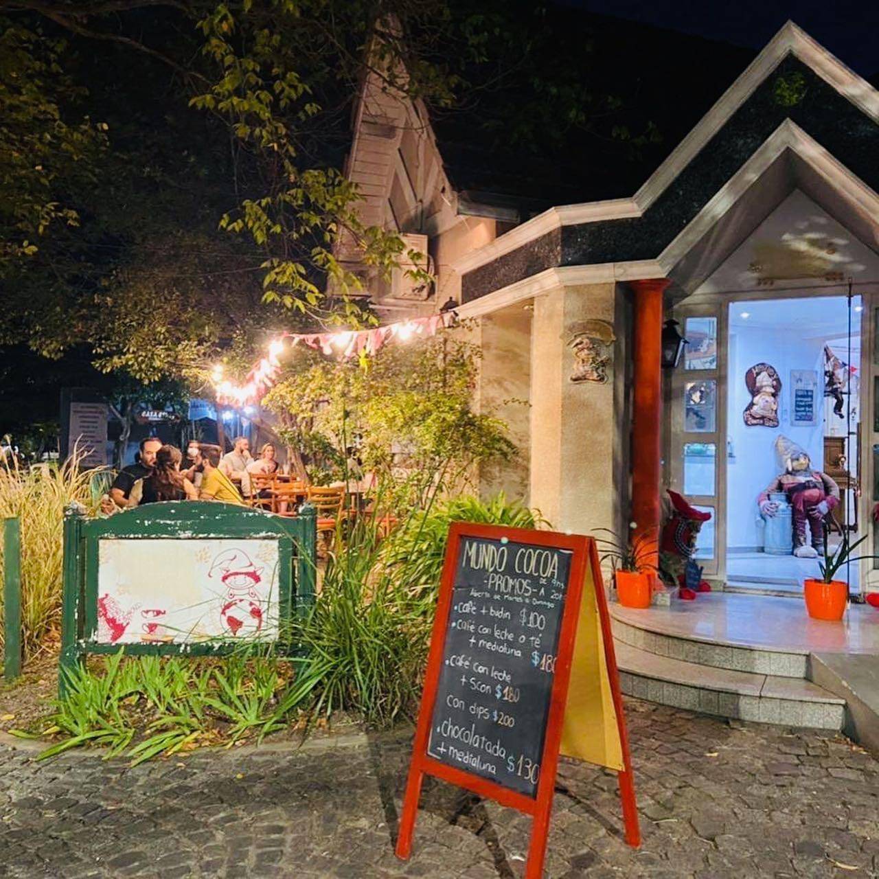 Esquina Larroque y acevedo