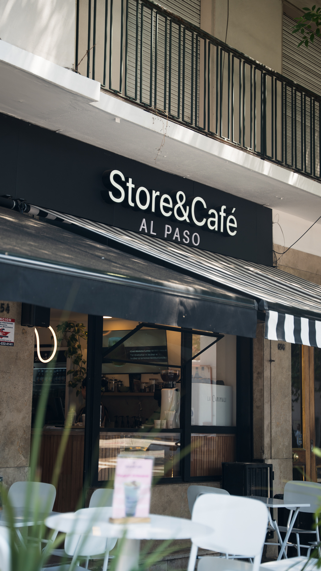 STORE Y CAFÉ AL PASO