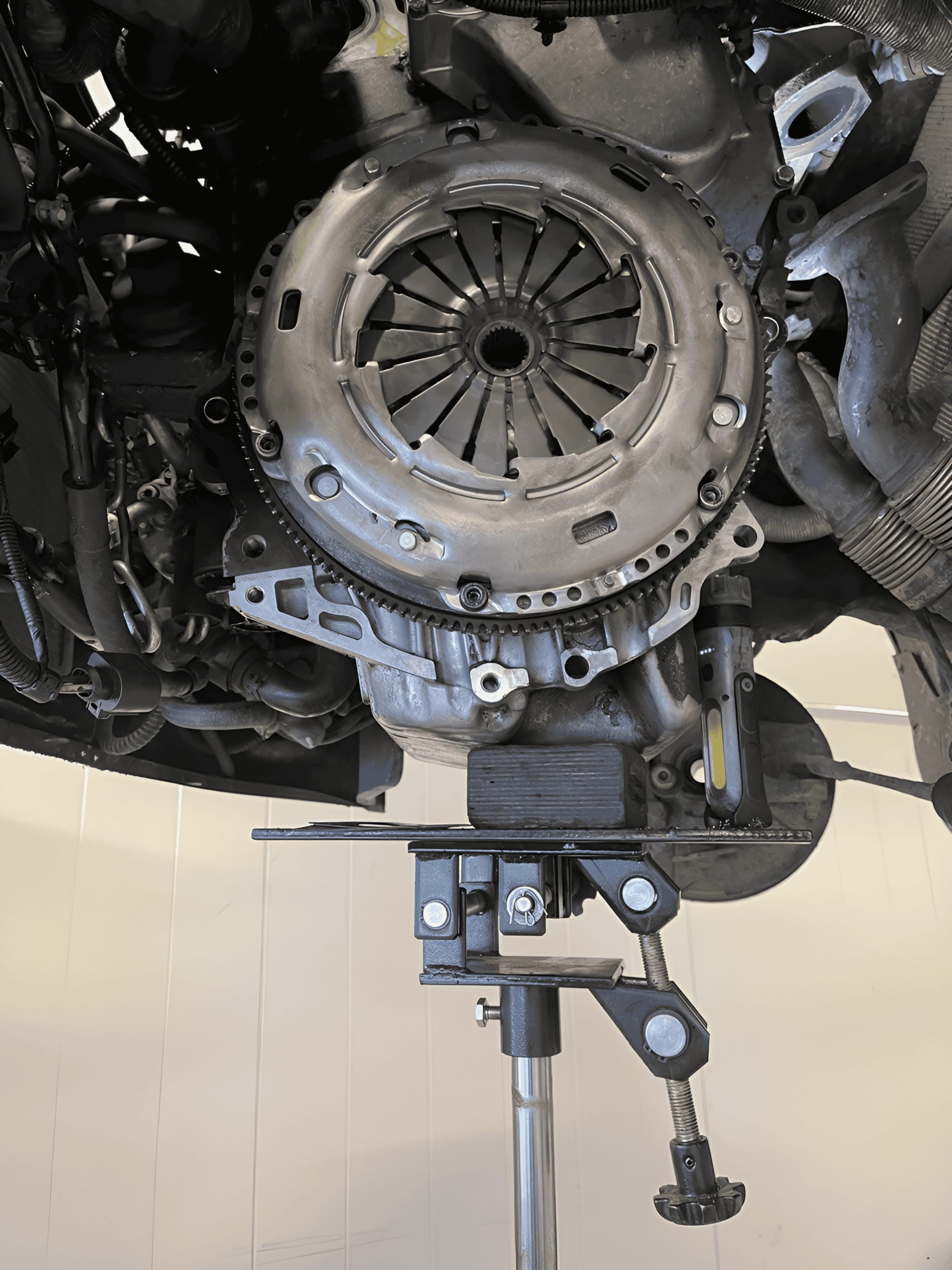 Clutch Overhaul – STG Autohuolto