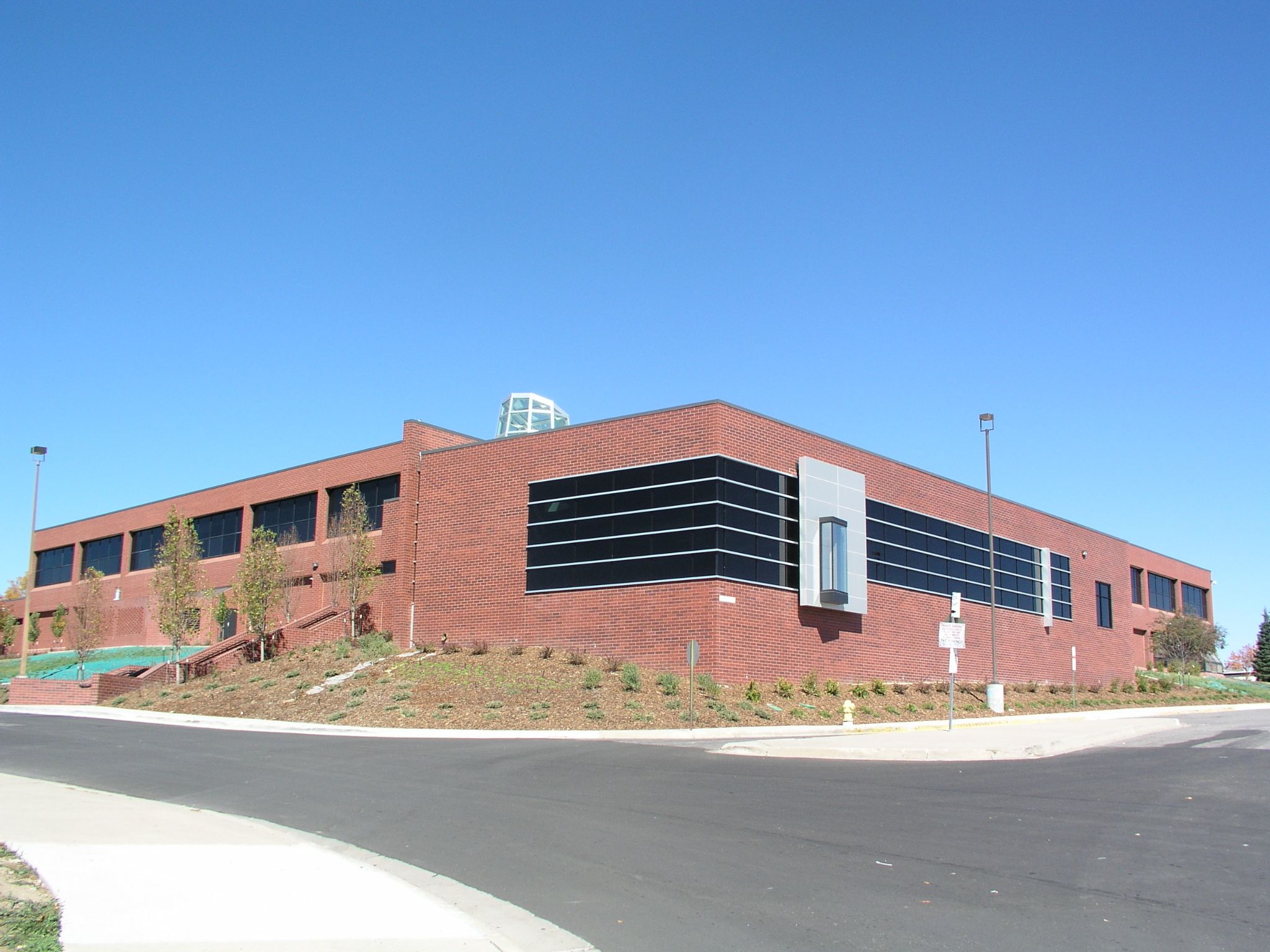Rangeview High School: Modern Educational Infrastructure for Future Learning