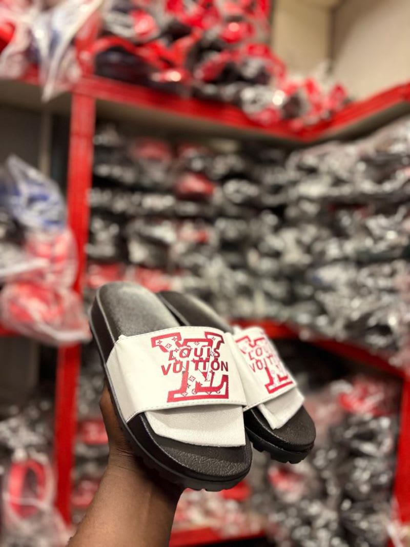 Louis Vuitton Slides(White)