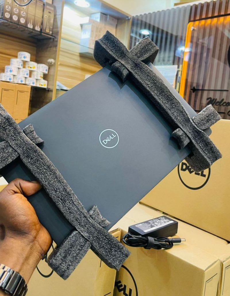 Dell Latitude 7390