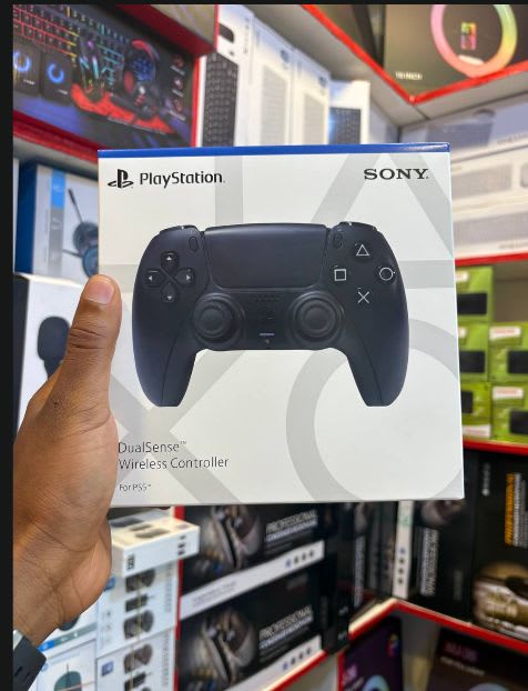 PS5 controller