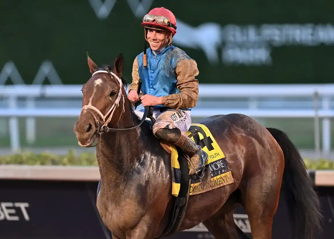 Commandment retoma trabajos rumbo al Belmont Stakes