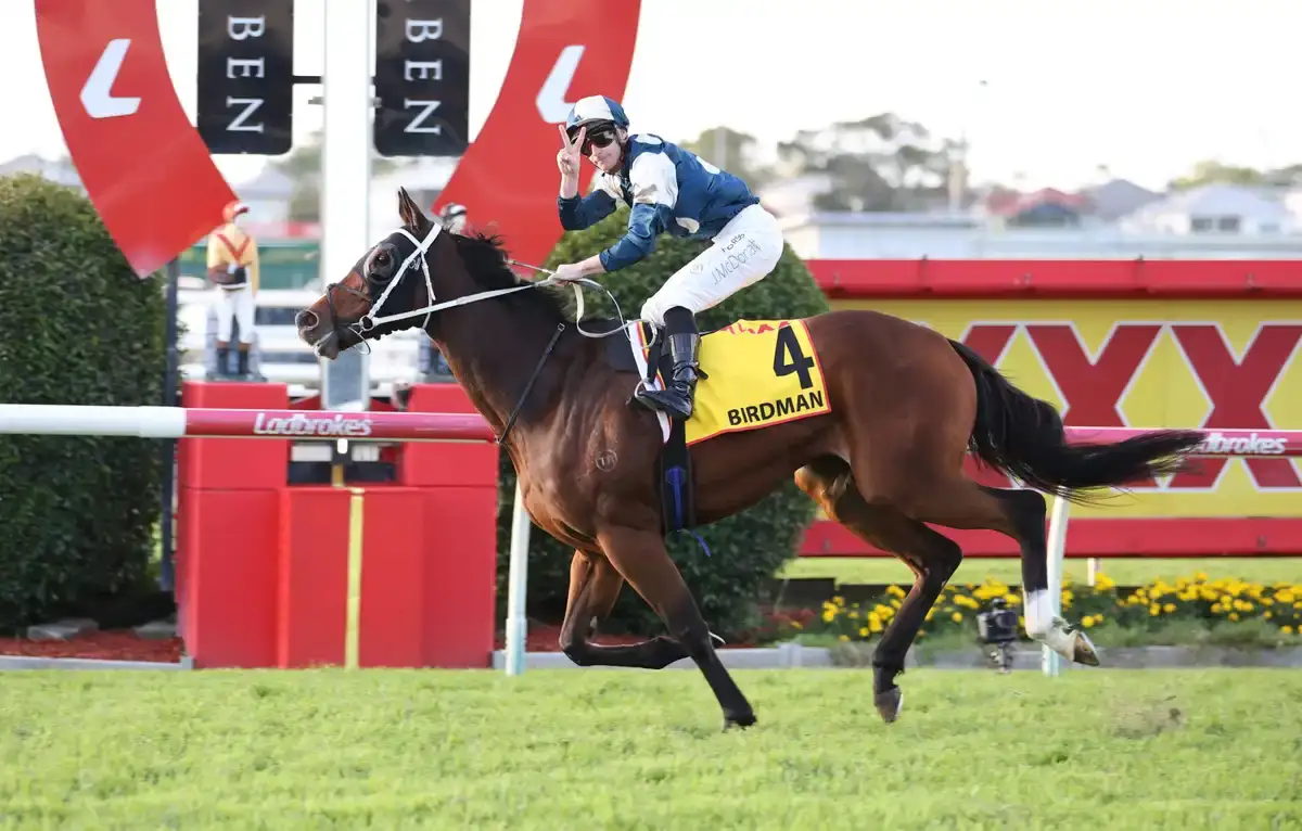 Birdman gana Doomben Cup: Waller suma 200 triunfos G1