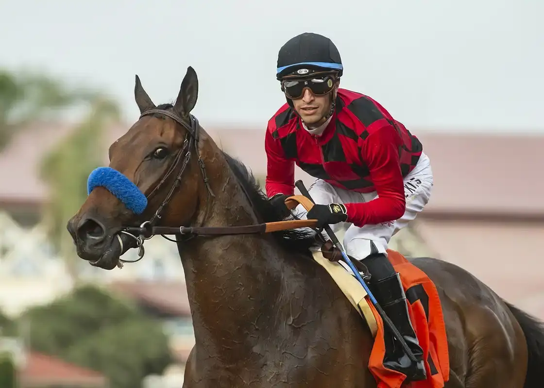 Juan Hernandez alcanza 3.000 victorias en su carrera hípica