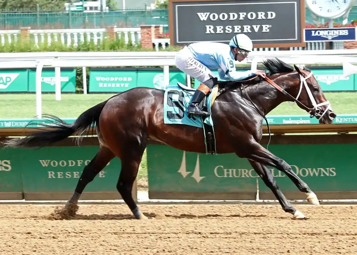 American Man vence a favoritos en allowance de Churchill Downs