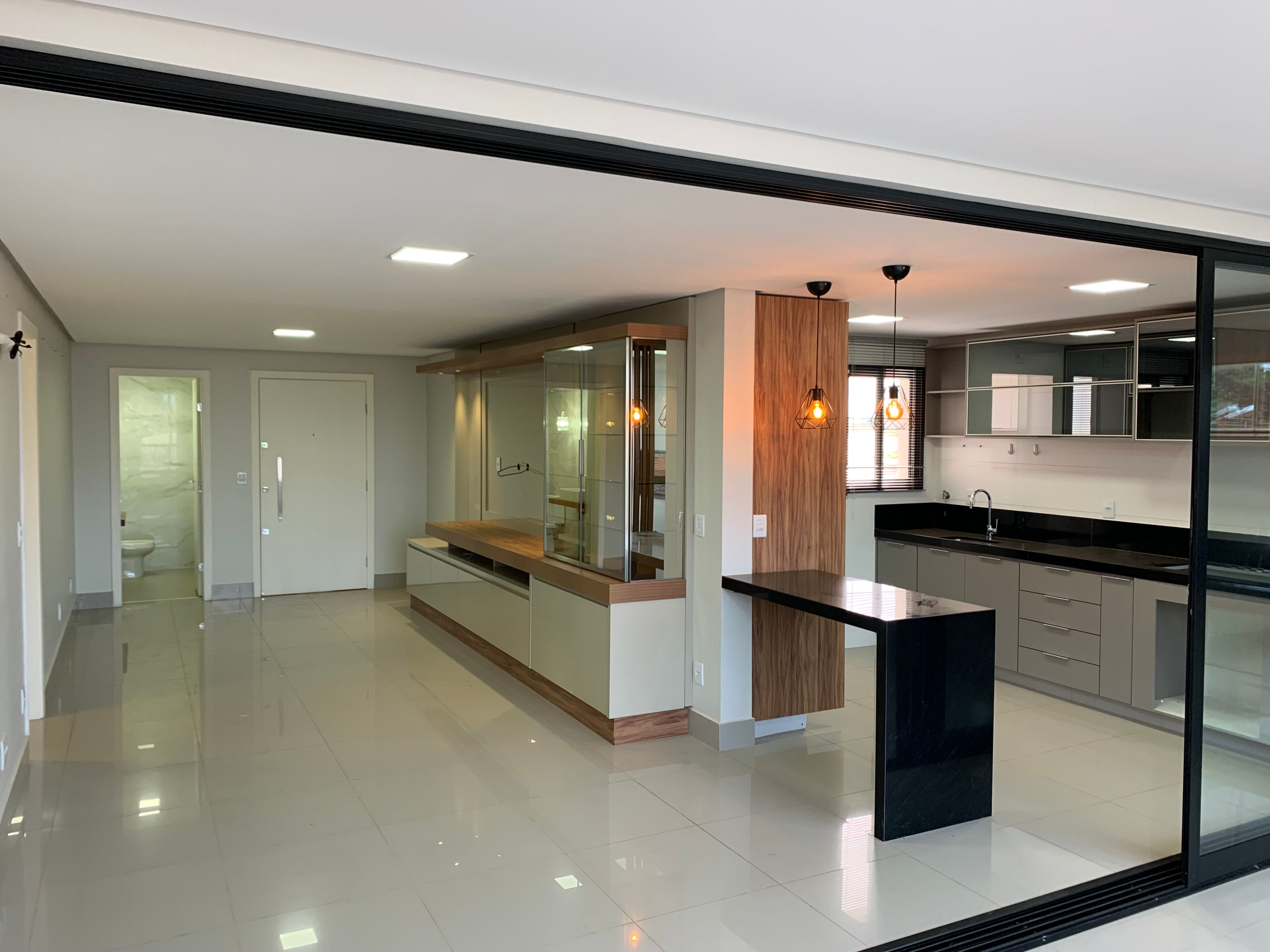 Apartamento Alto Padrão no Centro | 3 Suítes, Varanda Gourmet e 2 Vagas - Foto 5