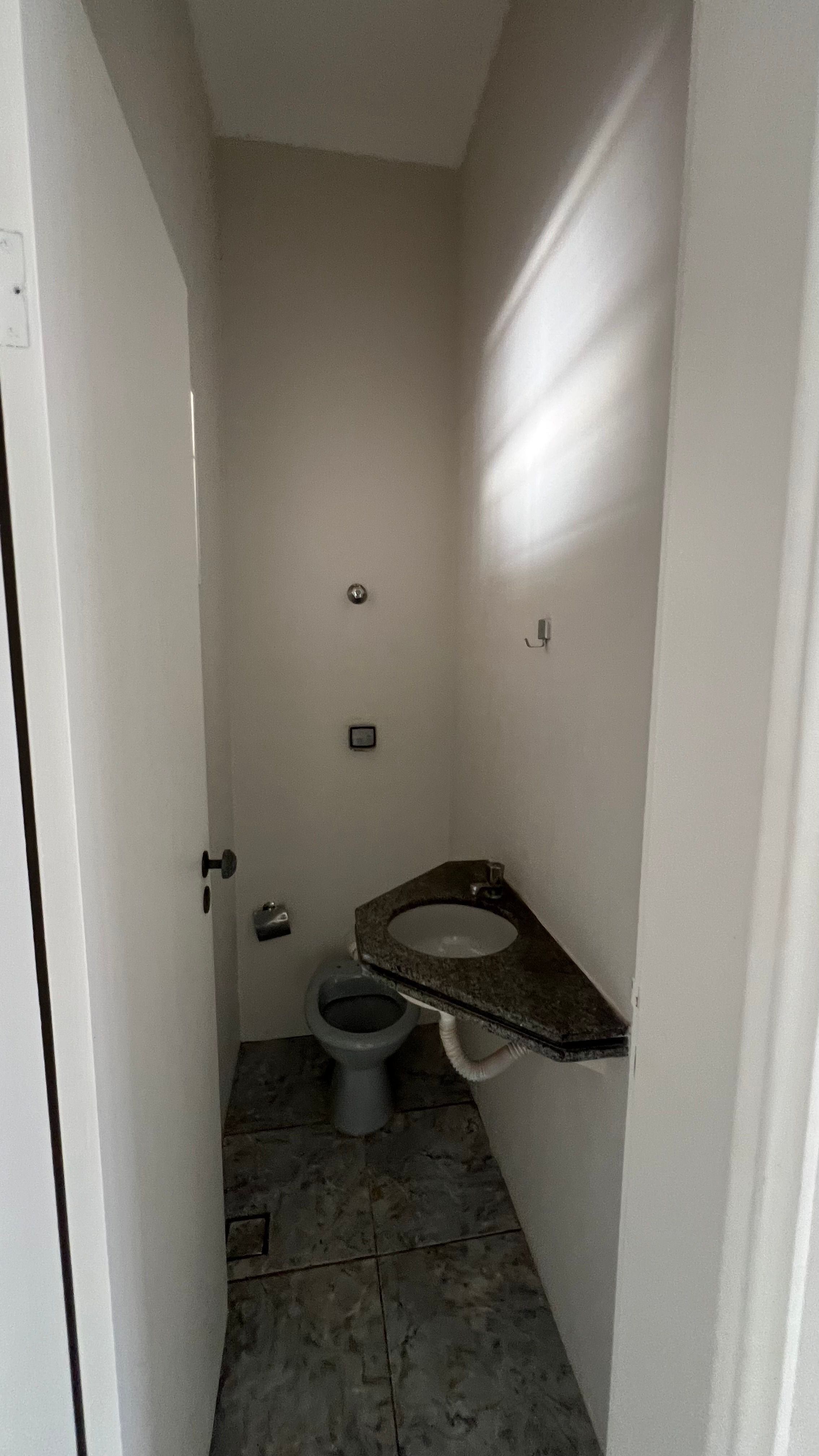 Casa Ampla no Bairro Constantino | 4 Quartos, Churrasqueira e Várias Vagas - Foto 13