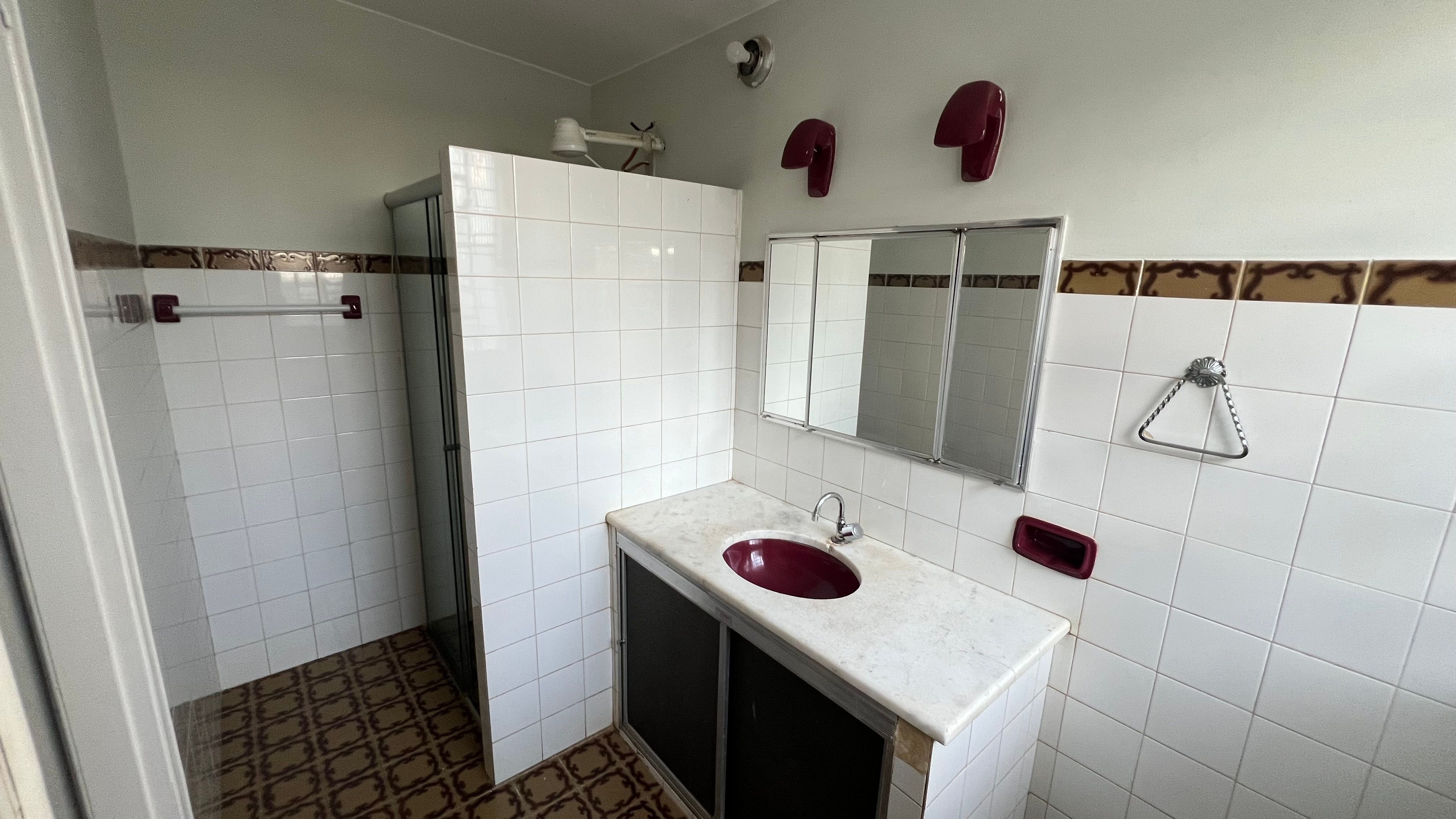 Casa no centro com 4 quartos e excelente localização - Foto 10