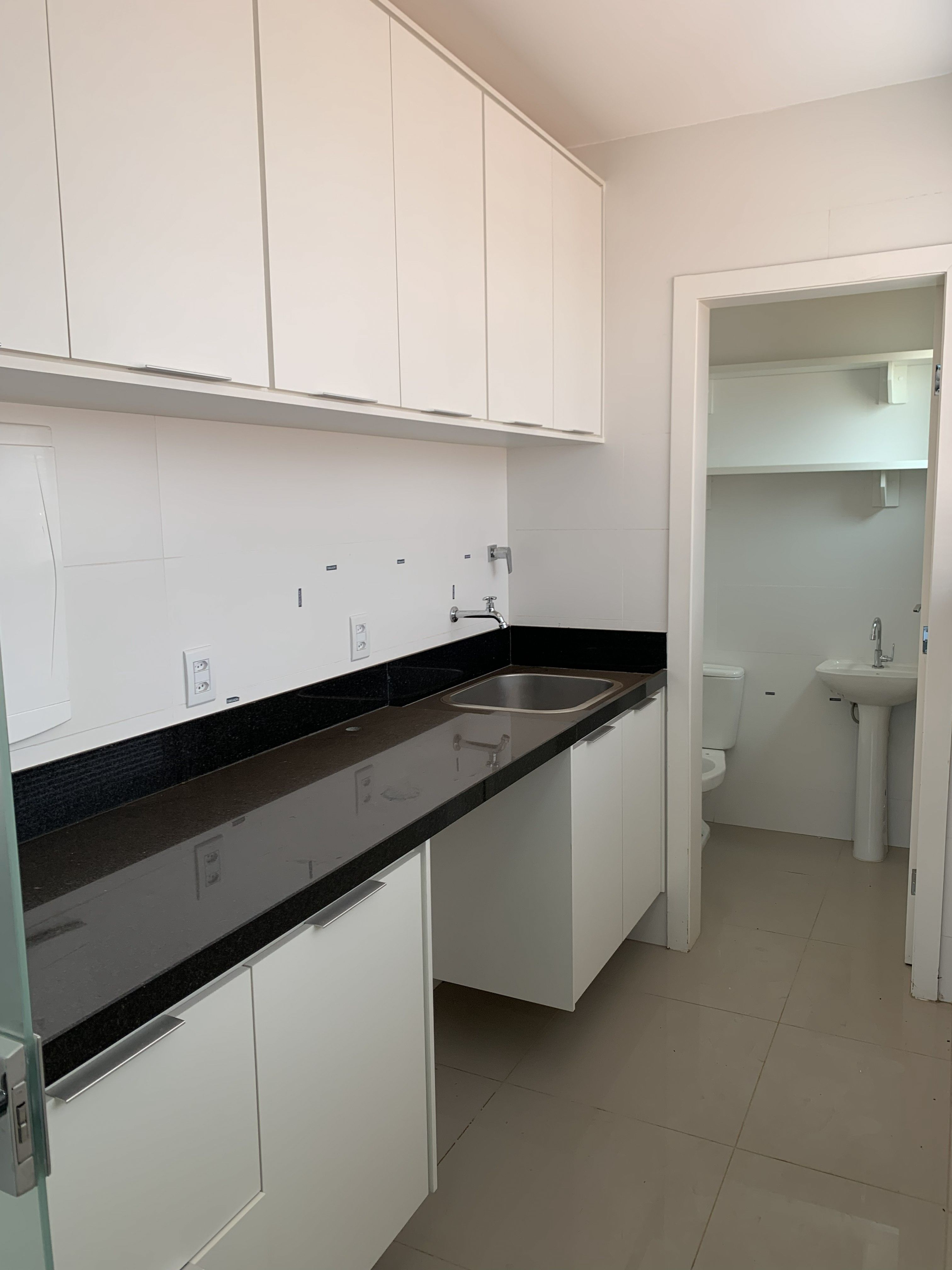 Apartamento Alto Padrão no Centro | 3 Suítes, Varanda Gourmet e 2 Vagas - Foto 7