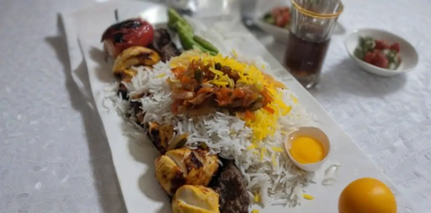 carousel-default-image