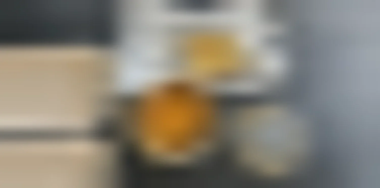 carousel-default-image