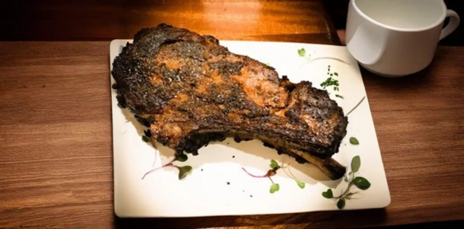 carousel-default-image