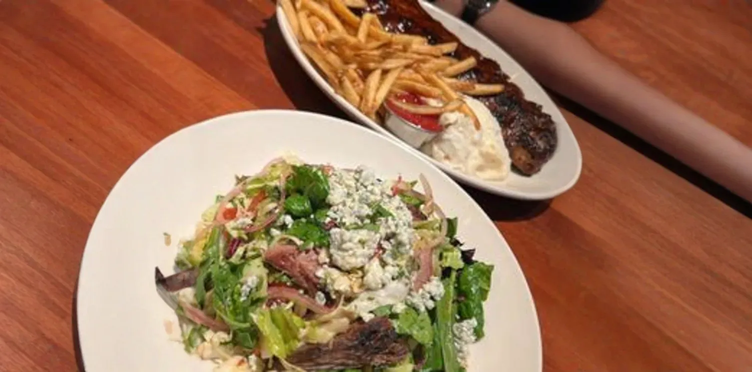 carousel-default-image