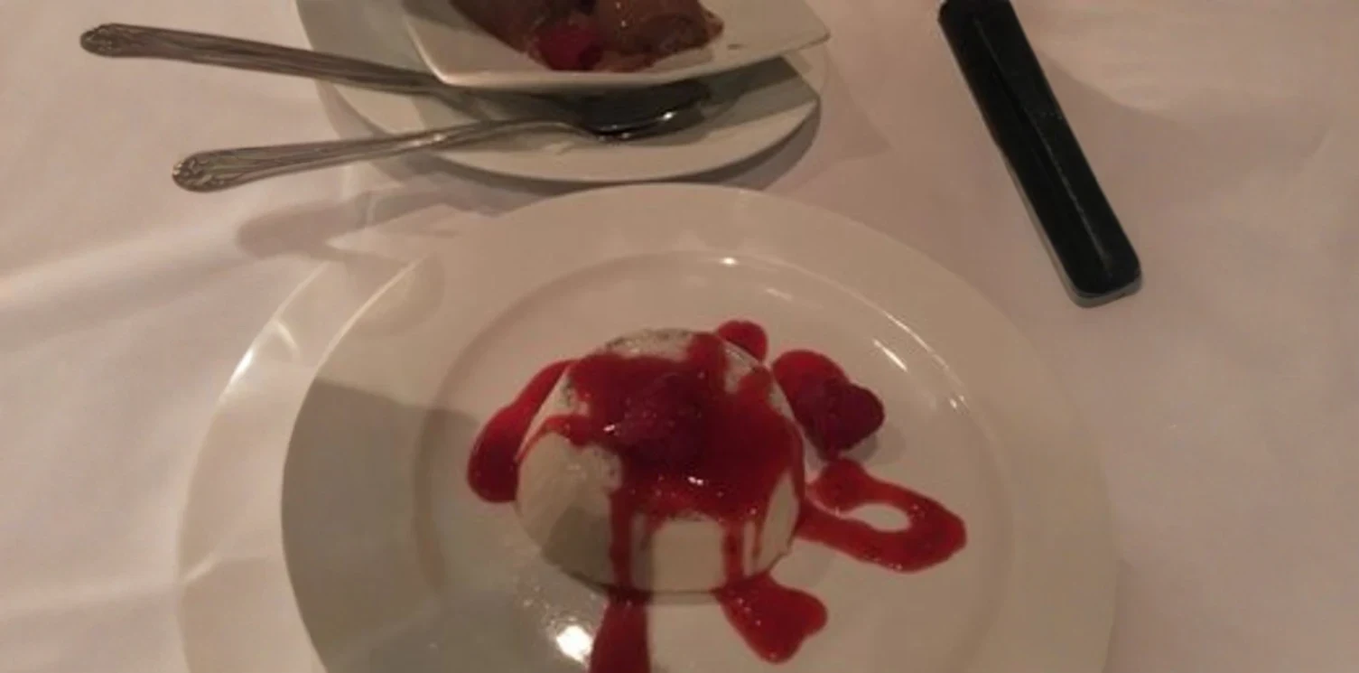 carousel-default-image