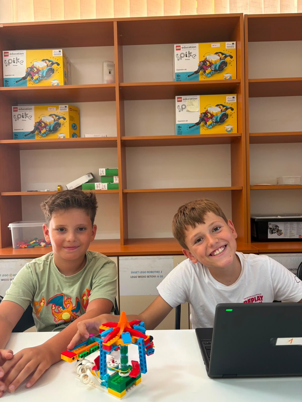Uspješno završen prvi ciklus Ljetnog kampa LEGO robotike 2026.