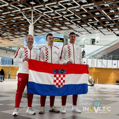 Udruga Inovatic osvojila srebro na svjetskom finalu robotike u Singapuru!