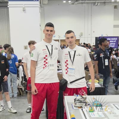 Udruga Inovatic osvojila srebro na svjetskom finalu robotike u Singapuru!