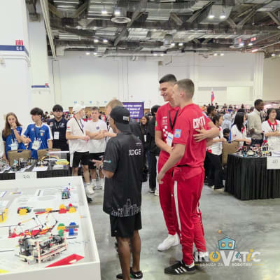 Udruga Inovatic osvojila srebro na svjetskom finalu robotike u Singapuru!