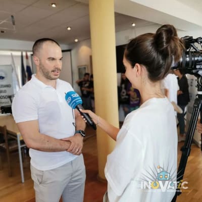 Održan prvi Ljetni kamp robotike na Zvjezdanom selu Mosor u sklopu EU projekta “Bilo kuda STEM svuda”.