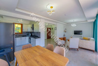 Gallery 4