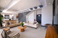 Gallery 19