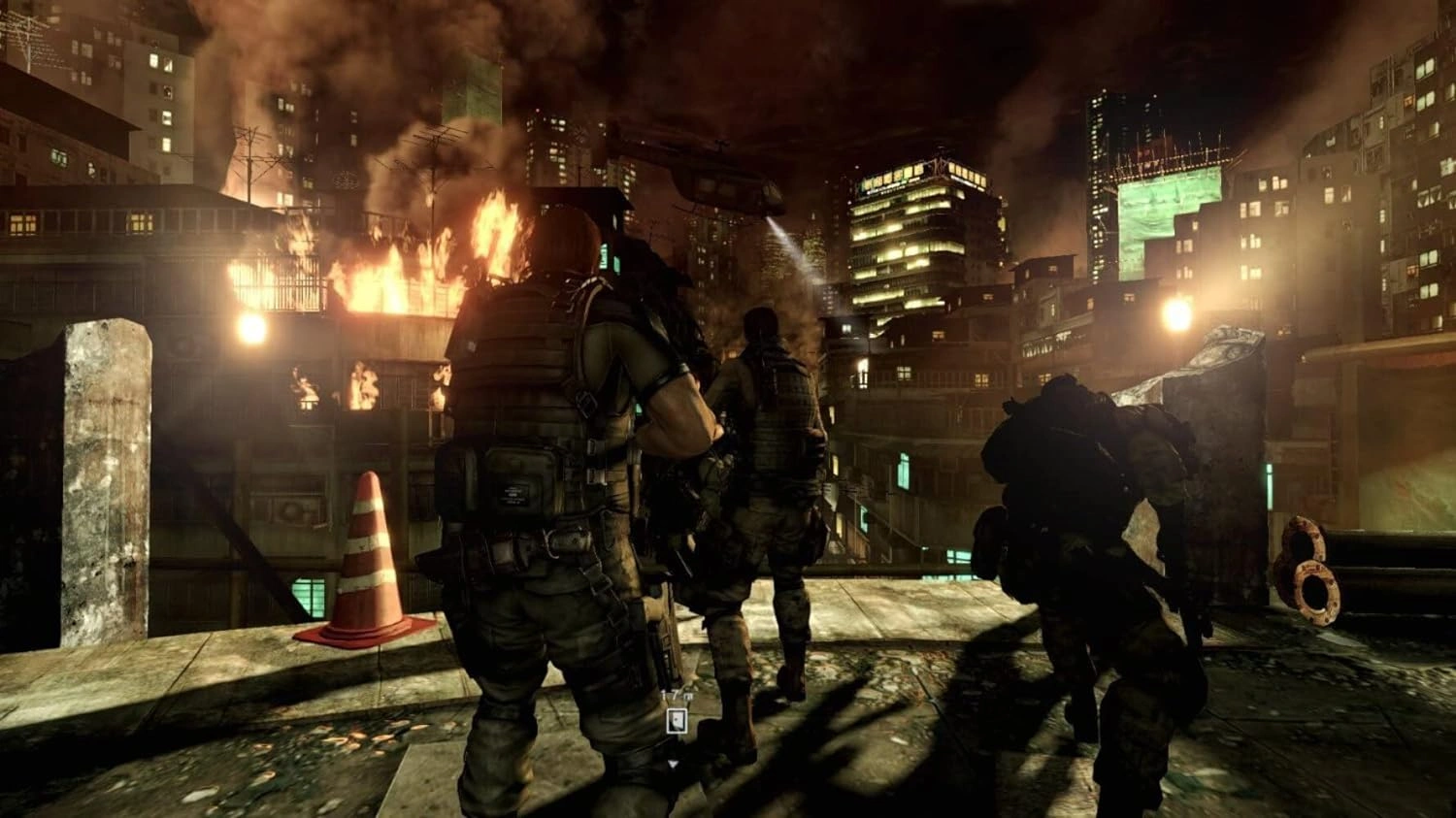 RE6 Xbox One box art featuring Leon and Chris