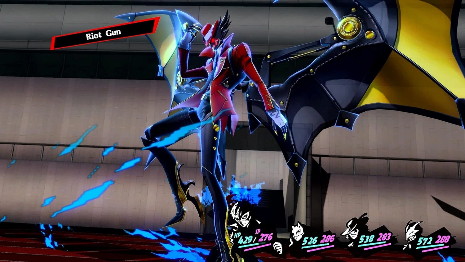 Persona 5 Royal Nintendo Switch game case featuring Joker in his phantom thief costume